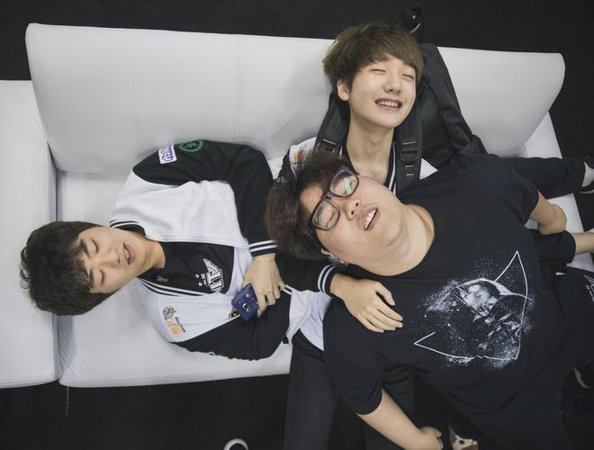 为什么说英雄联盟职业选手韦神是天才?