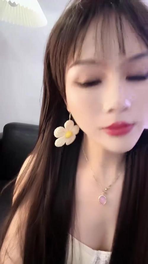 能攻能守的ts赵恩静演员