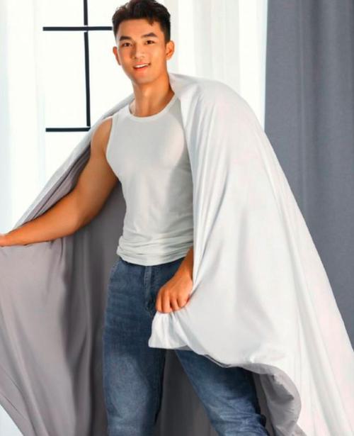 王者荣耀KPL唯一女职业选手是谁?她是如何脱颖而出的?