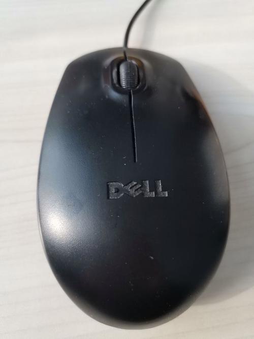 戴尔笔记本玩英雄联盟鼠标总往左自动飘移动