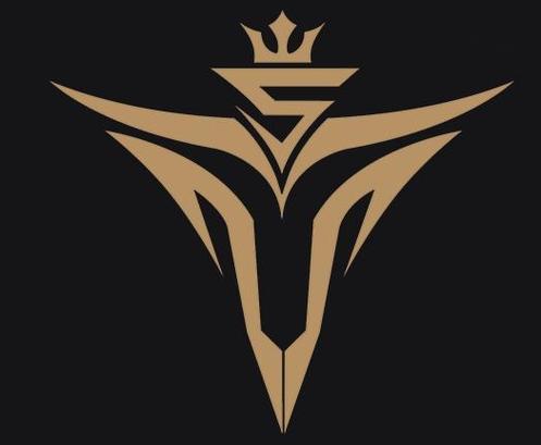 求解,在澳门是玩国服的英雄联盟还是台服的