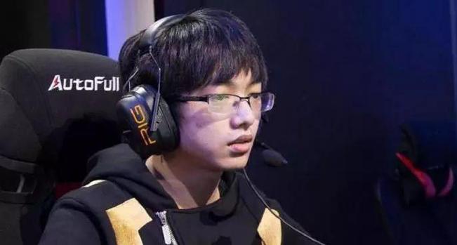 细数LPL历史上最强上单,第一名谁见了都得叫大哥