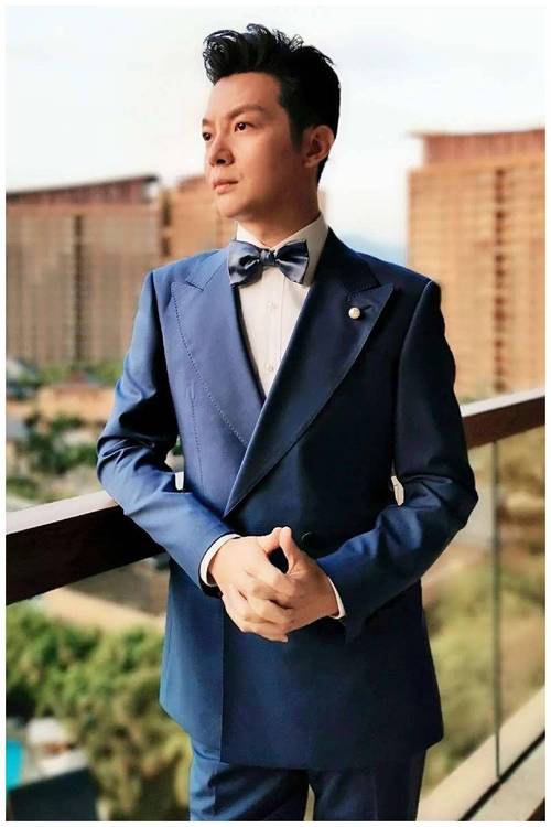 管泽元余霜分手是怎么回事_英雄联盟解说主持人管泽元和余霜分手前因后果...