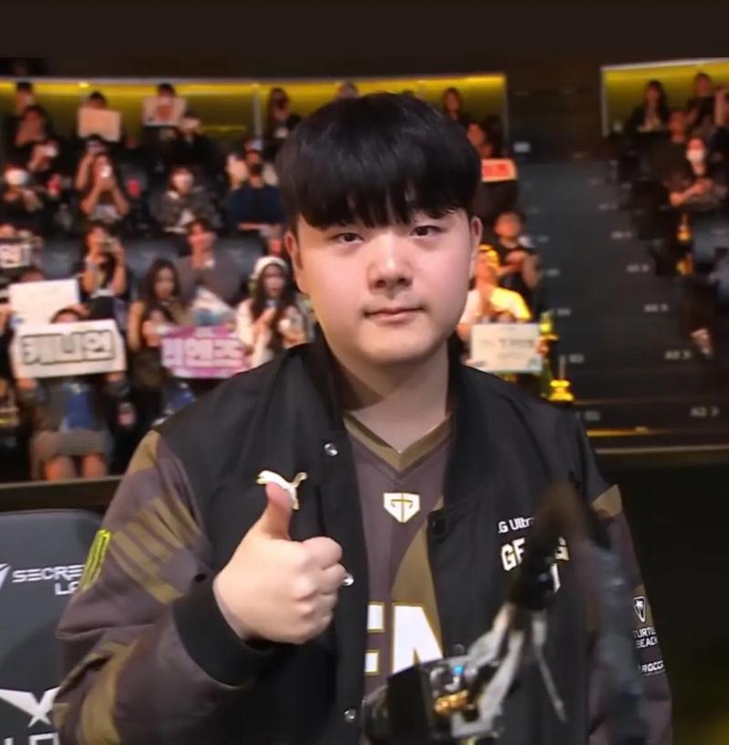 英雄联盟手游德玛西亚之力装备怎么搭-lol手游盖伦Garen装备选取推荐...